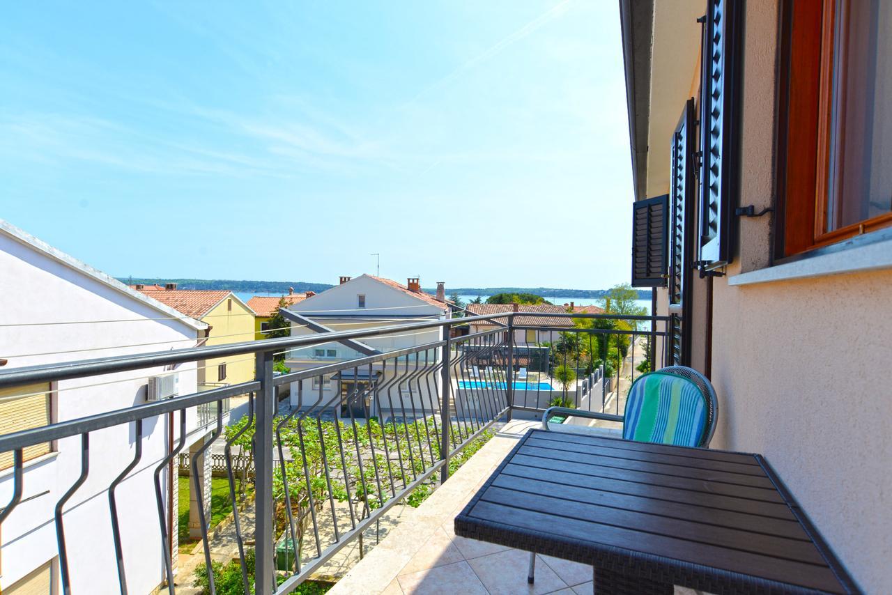 Apartment Ljiljana 1553 Novigrad Istria 외부 사진